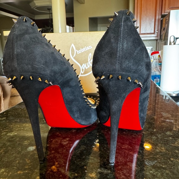 Christian Louboutin Anjalina 100 Heels - Picture 6 of 15